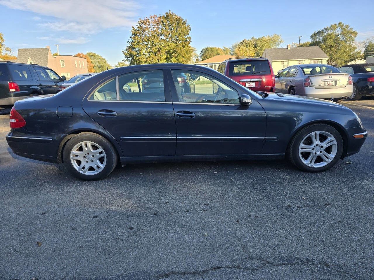 Used 2005 Mercedes-Benz E 320 4MATIC Sedan image 5