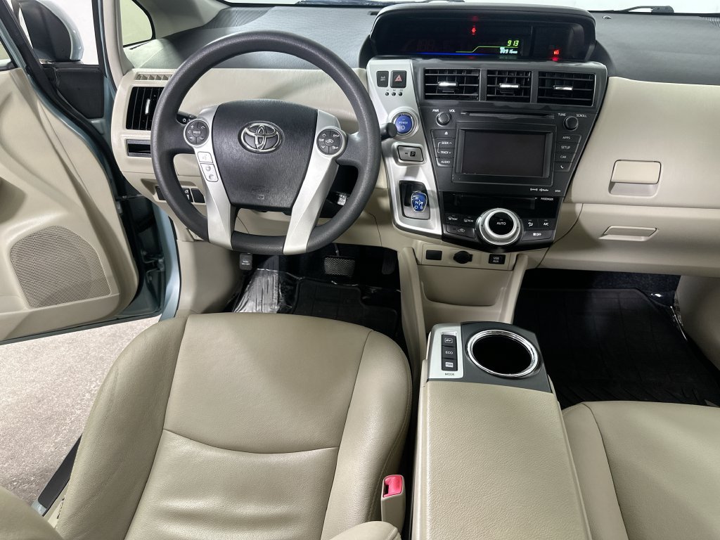 Used 2014 Toyota Prius V Three FWD image 19