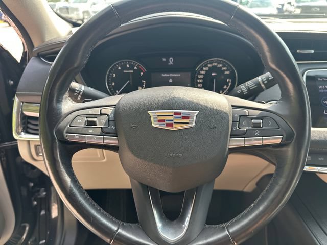 Used 2023 Cadillac XT4 Luxury w/ Driver Awareness Package AWD/4WD image 26
