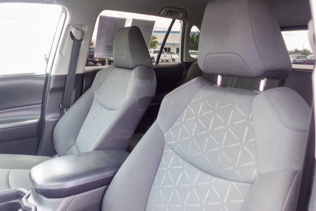 Certified 2021 Toyota RAV4 XLE AWD/4WD image 27