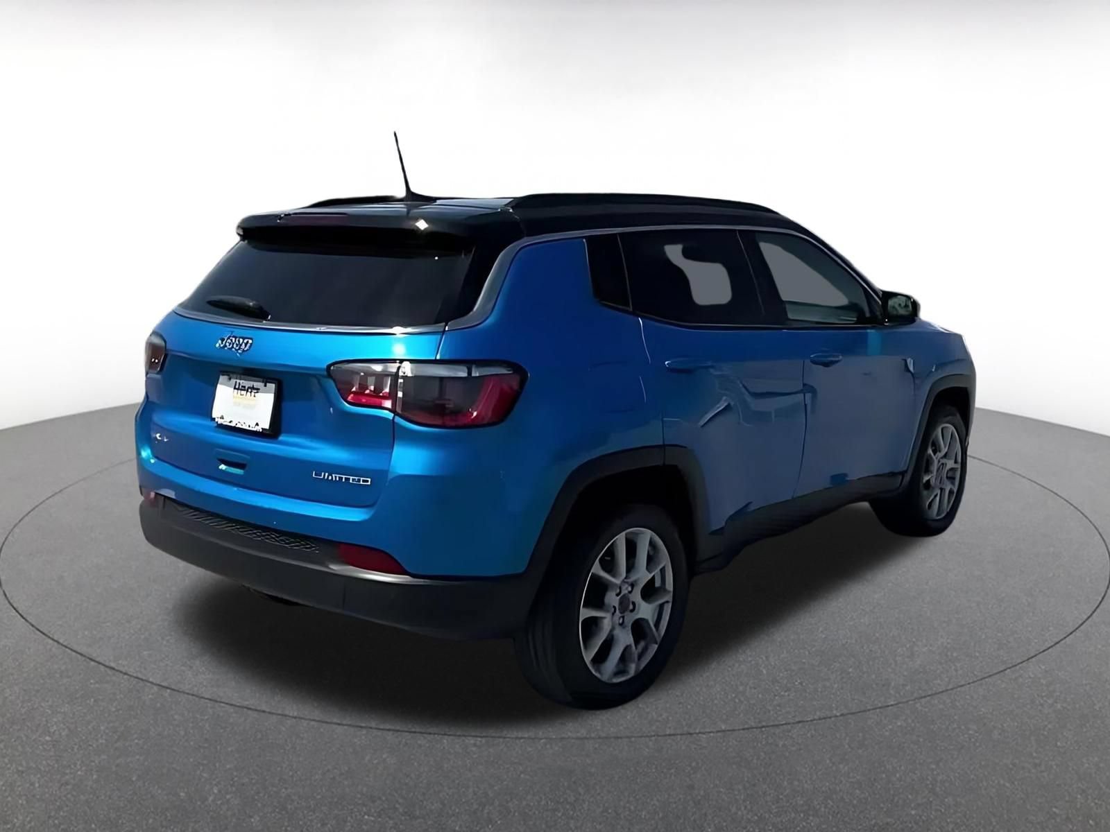 Used 2025 Jeep Compass Limited AWD/4WD image 14