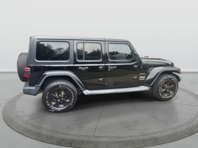 Used 2018 Jeep Wrangler Unlimited Sahara AWD/4WD image 7
