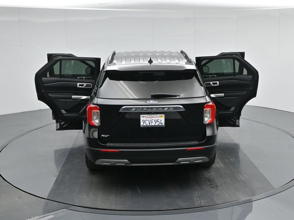 Certified 2022 Ford Explorer XLT w/ Equipment Group 202A image 40