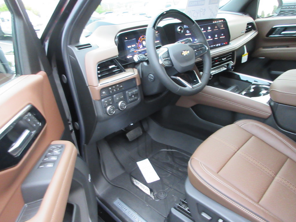 New 2027 Chevrolet Suburban High Country AWD/4WD image 14