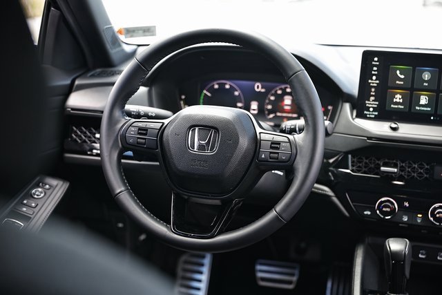 Used 2024 Honda Accord Sport image 28