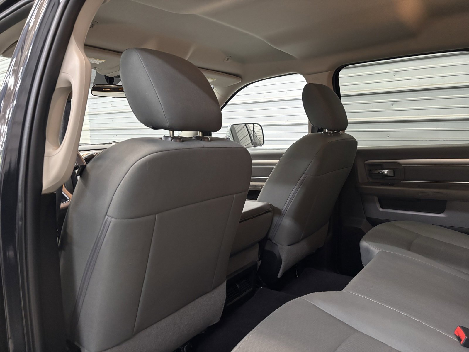 Used 2017 RAM 2500 SLT image 27