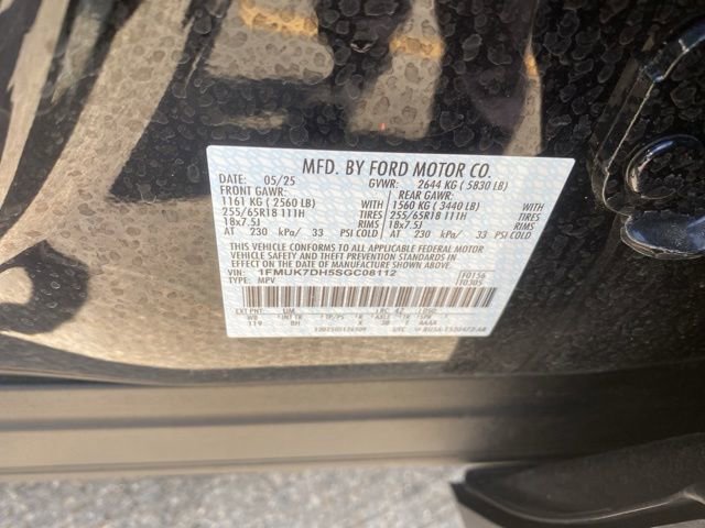 Used 2025 Ford Explorer Active RWD image 35