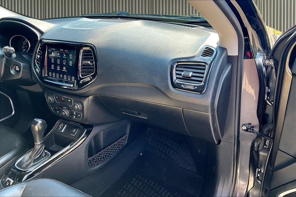 Used 2020 Jeep Compass Limited FWD image 18