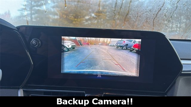 Used 2024 Chevrolet TrailBlazer LT image 3