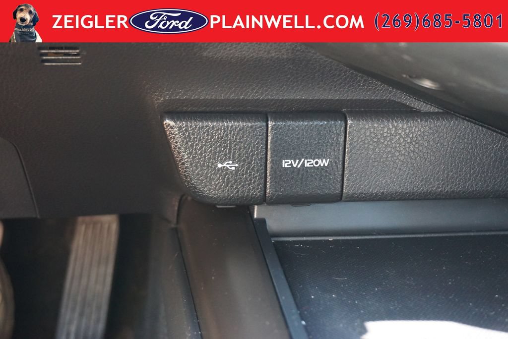 Used 2022 Toyota Camry SE w/ Cold Weather Package AWD/4WD image 20