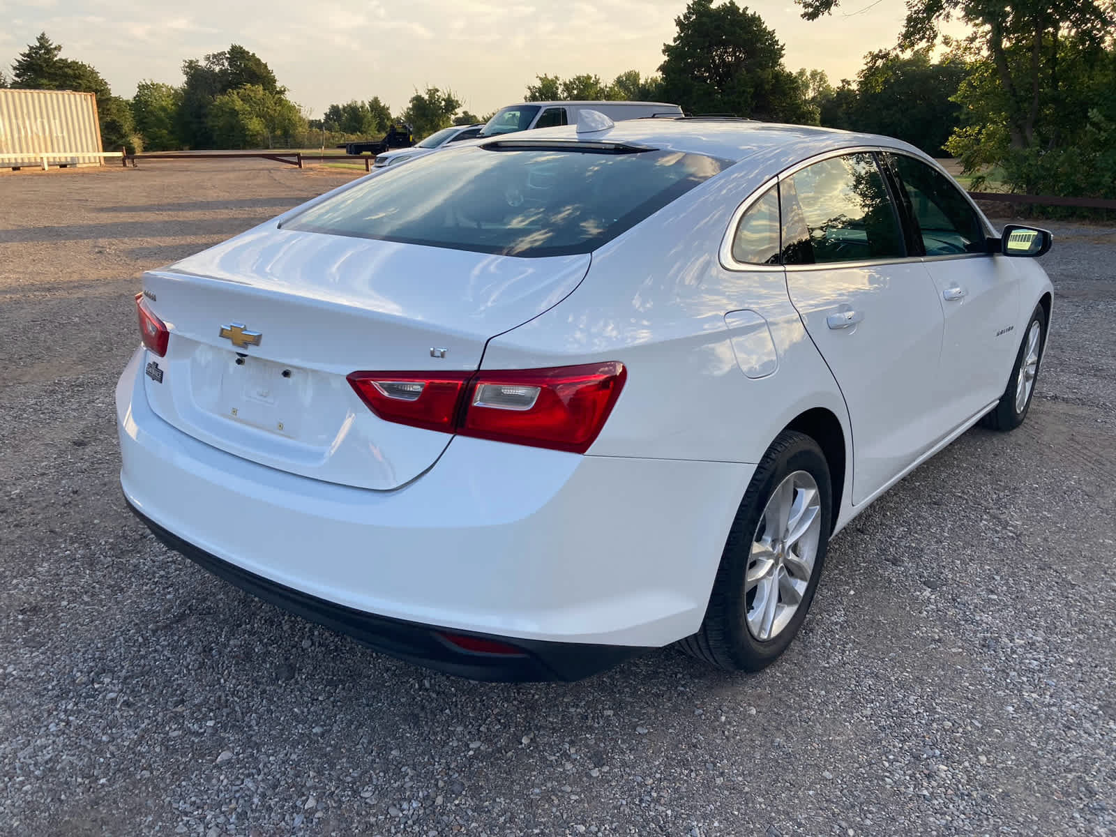 Used 2018 Chevrolet Malibu LT FWD image 7