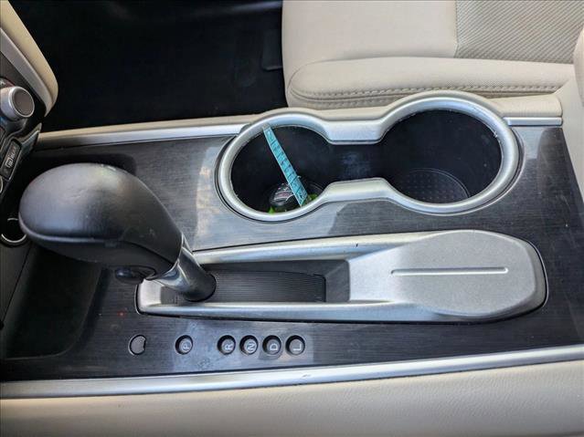 Used 2017 Nissan Pathfinder SV image 11