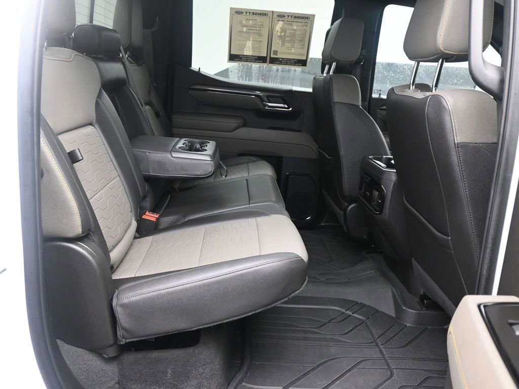 Used 2025 Chevrolet Silverado 1500 ZR2 w/ Technology Package AWD/4WD image 10