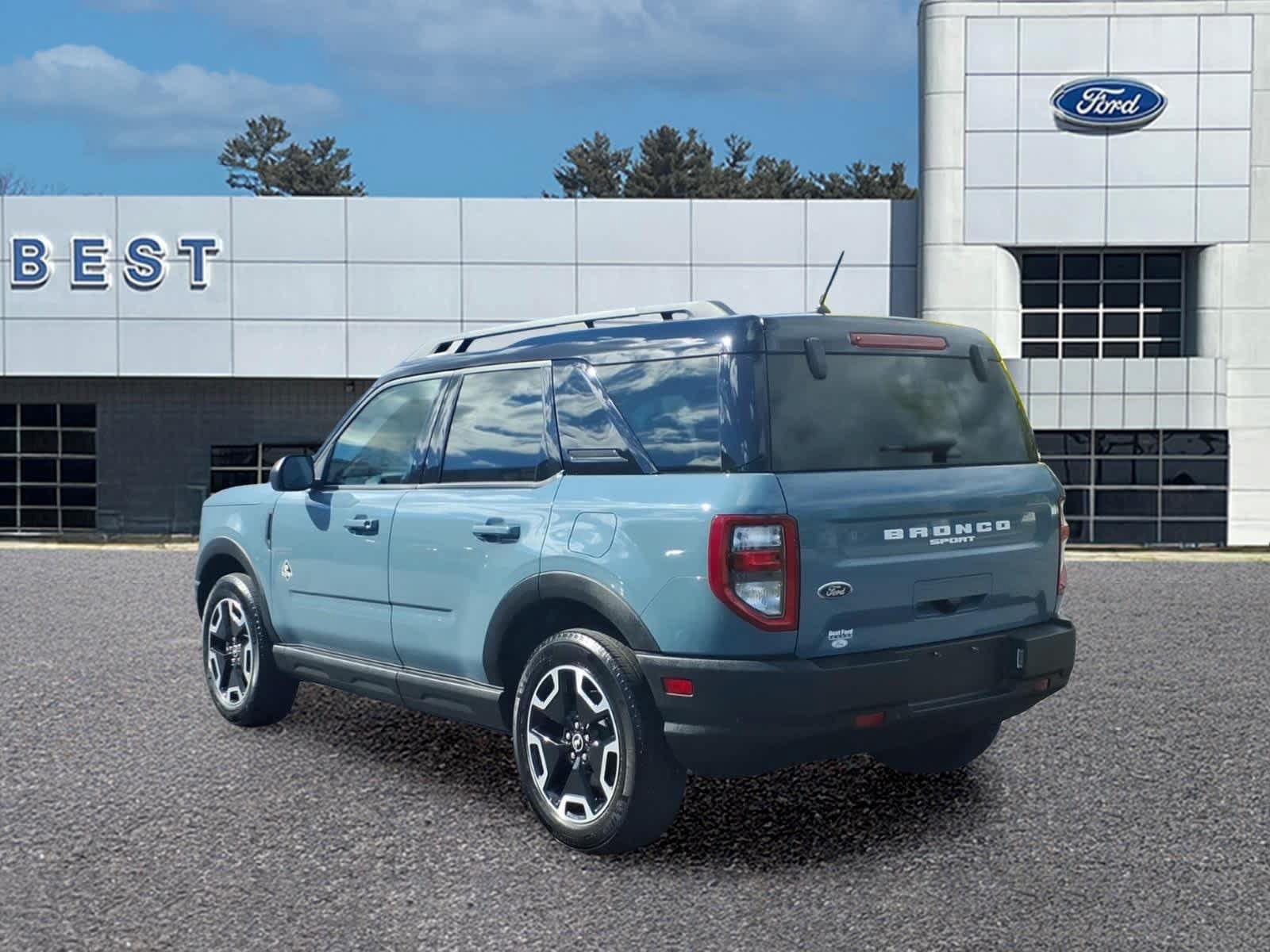 Used 2023 Ford Bronco Sport Outer Banks AWD/4WD image 4