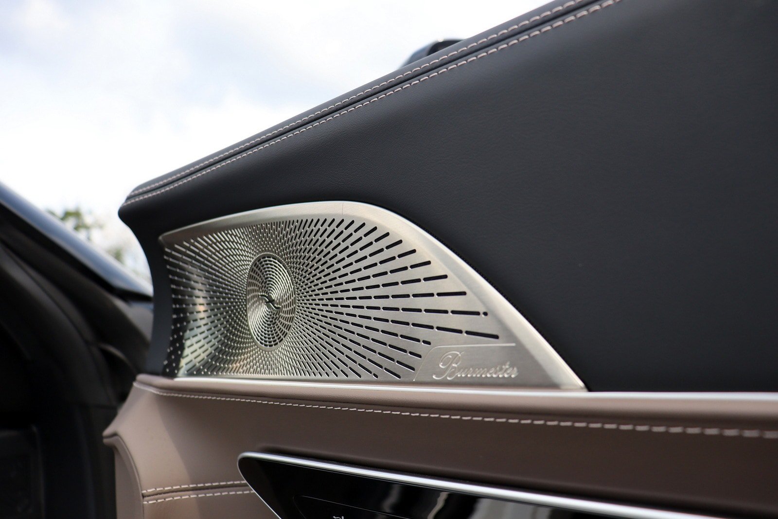 Used 2025 Mercedes-Benz SL 63 AMG 4MATIC image 23