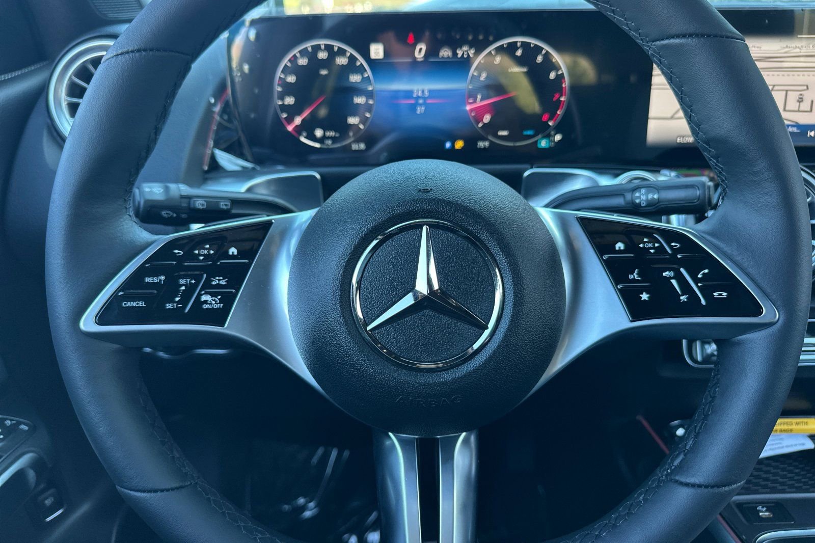 New 2026 Mercedes-Benz GLB 250 image 21