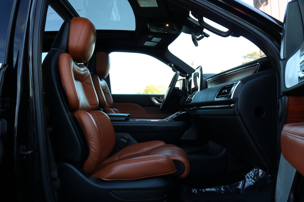 Used 2020 Lincoln Navigator L Reserve w/ Luxury Package image 59