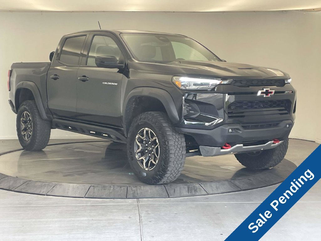 Used 2023 Chevrolet Colorado ZR2 w/ ZR2 Convenience Package III AWD/4WD image 7