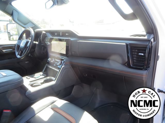 Used 2025 GMC Sierra 2500 AT4 AWD/4WD image 52