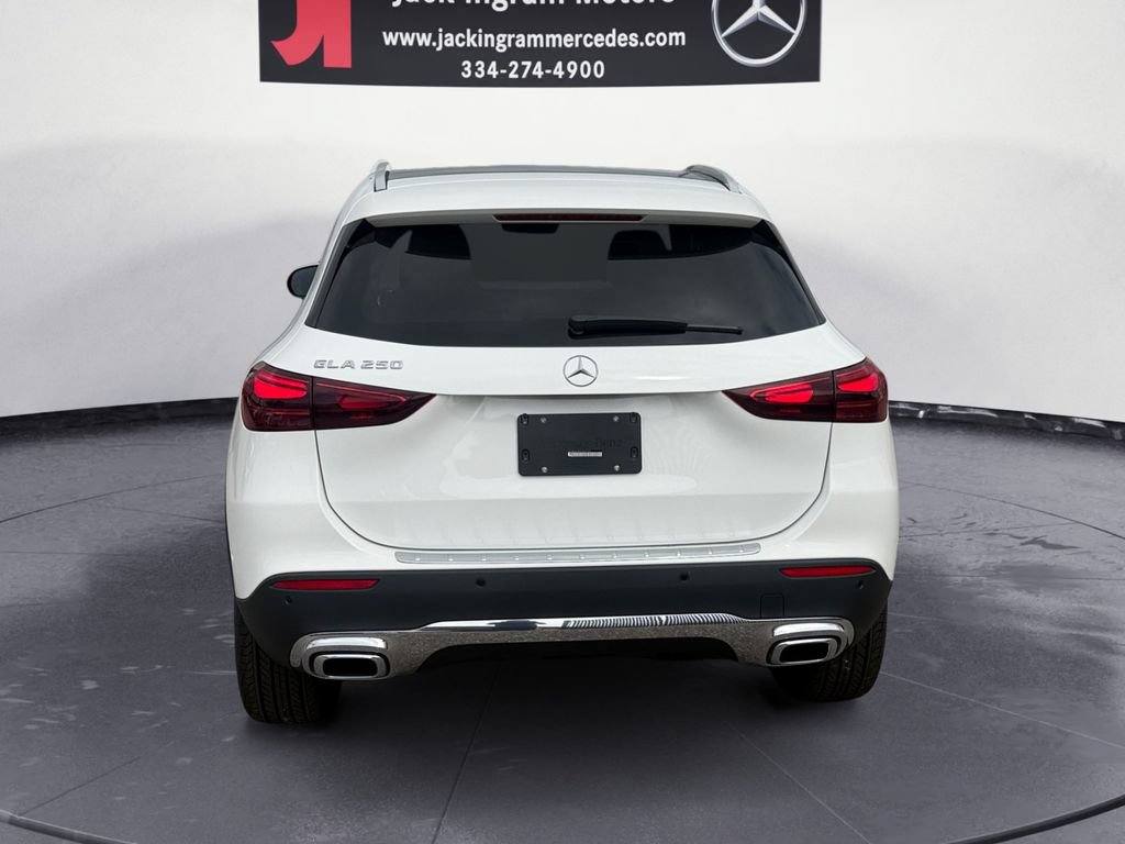 New 2026 Mercedes-Benz GLA 250 image 4