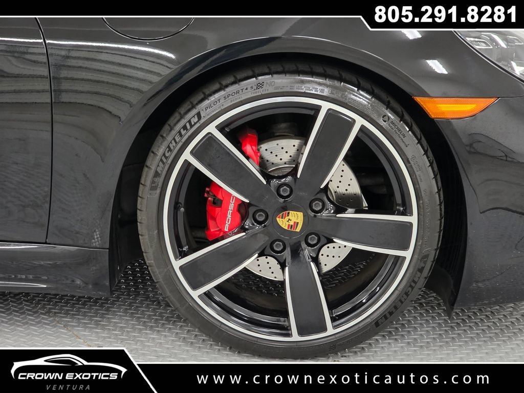 Used 2021 Porsche 718 Cayman S w/ Premium Package RWD image 9