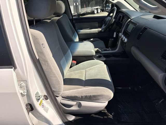 Used 2015 Toyota Sequoia SR5 AWD/4WD image 9