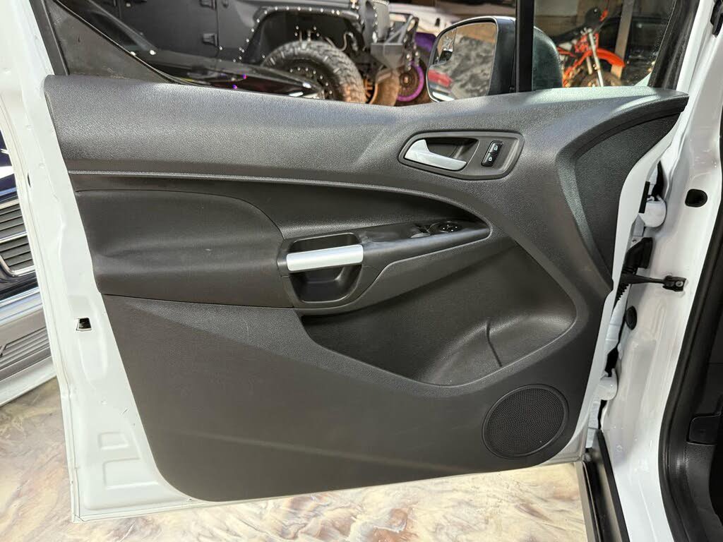 Used 2016 Ford Transit Connect XLT FWD image 25