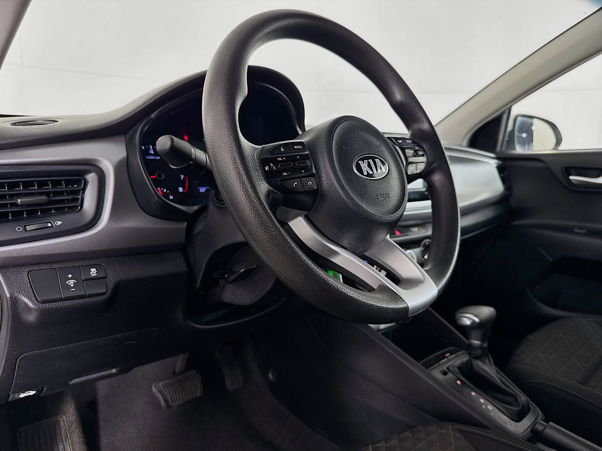 Used 2019 Kia Rio S image 21