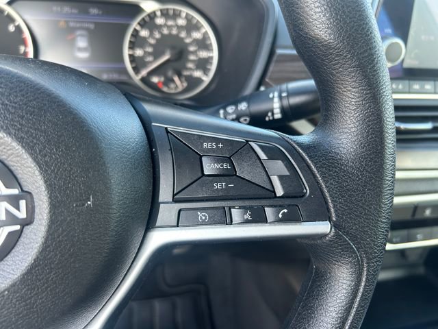 Used 2024 Nissan Altima 2.5 SV FWD image 19