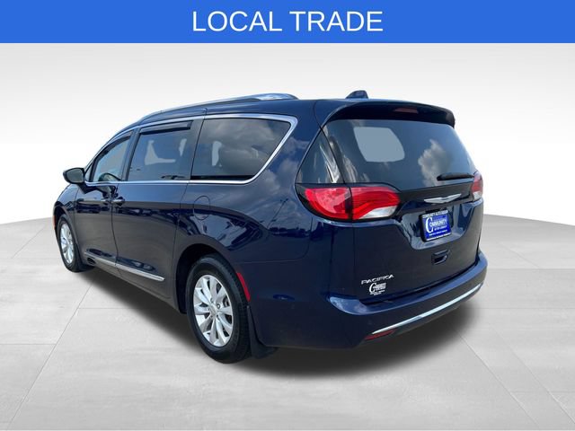 Used 2018 Chrysler Pacifica Touring-L Plus w/ Advanced Safetytec Group FWD video 4