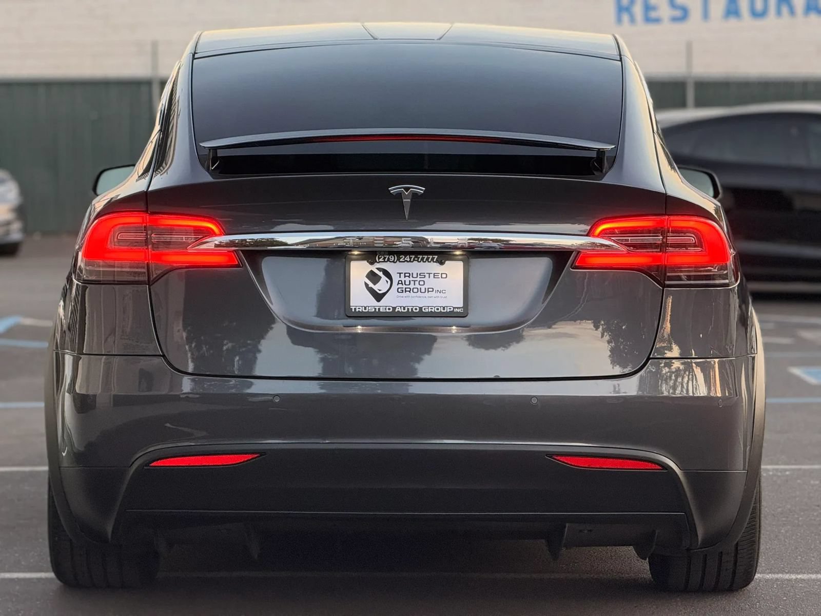 Used 2016 Tesla Model X 90D AWD/4WD image 8