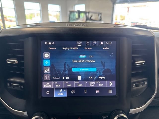 Used 2022 RAM 1500 Big Horn AWD/4WD image 37