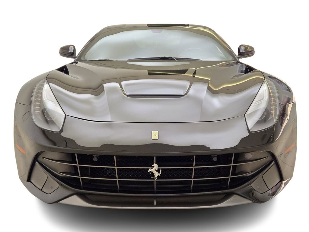 Used 2015 Ferrari F12 Berlinetta image 2
