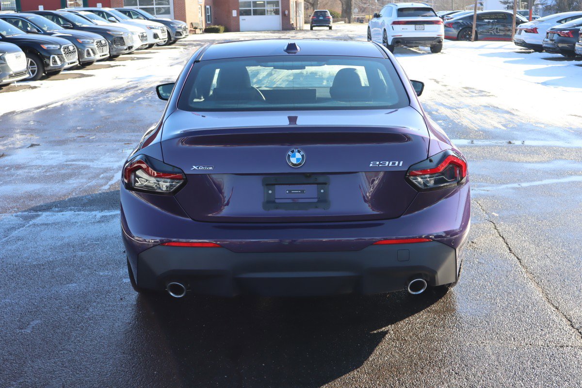 Used 2025 BMW 230i xDrive Coupe w/ Premium Package image 6