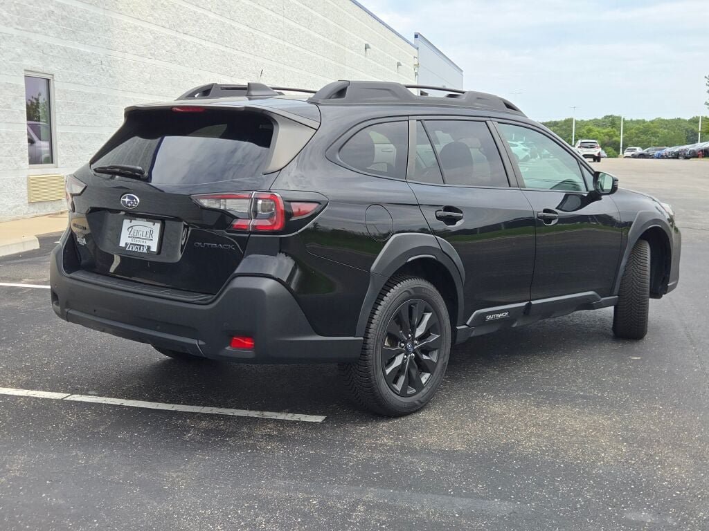 Certified 2024 Subaru Outback Onyx Edition AWD/4WD image 11