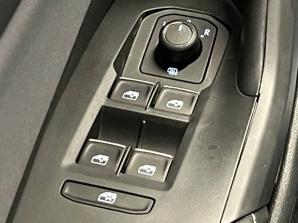 New 2025 Volkswagen Jetta SE image 17