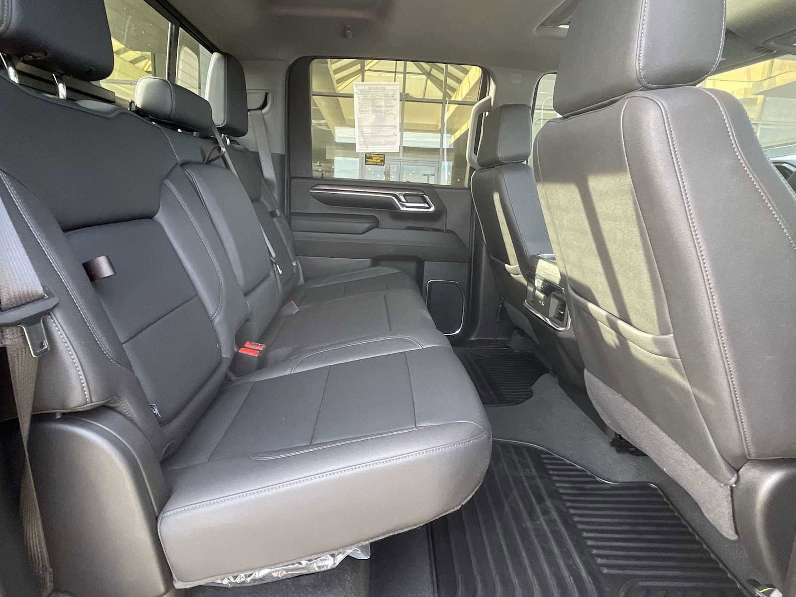 Certified 2024 Chevrolet Silverado 2500 LTZ w/ LTZ Plus Package image 28