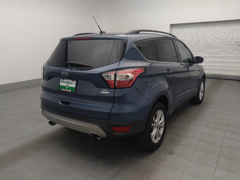 Used 2018 Ford Escape SE FWD image 9