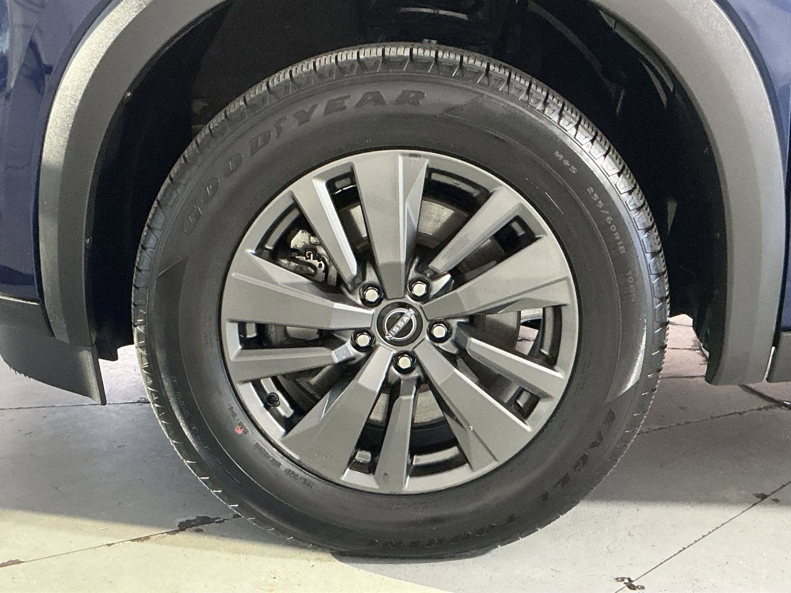 Used 2023 Nissan Pathfinder SV w/ Cargo Package image 20