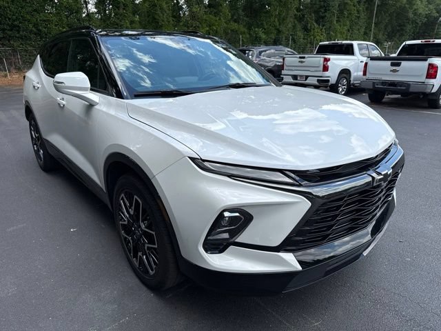 Used 2023 Chevrolet Blazer RS w/ Driver Confidence II Package FWD image 7