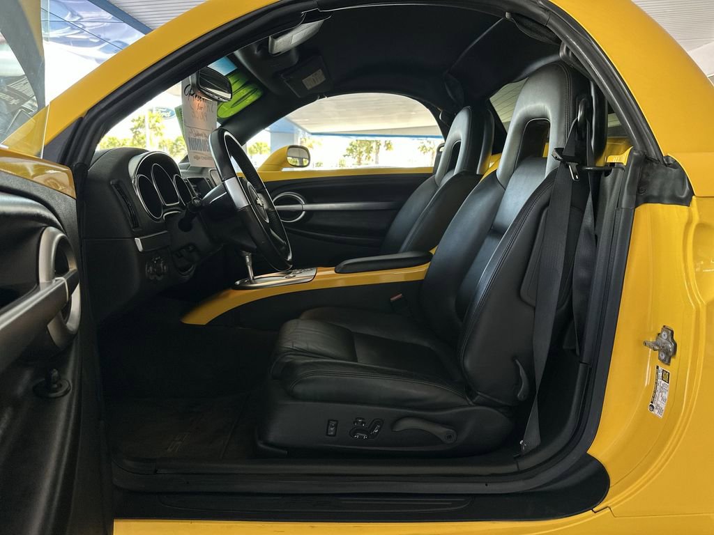 Used 2004 Chevrolet SSR w/ Preferred Equipment Group image 10