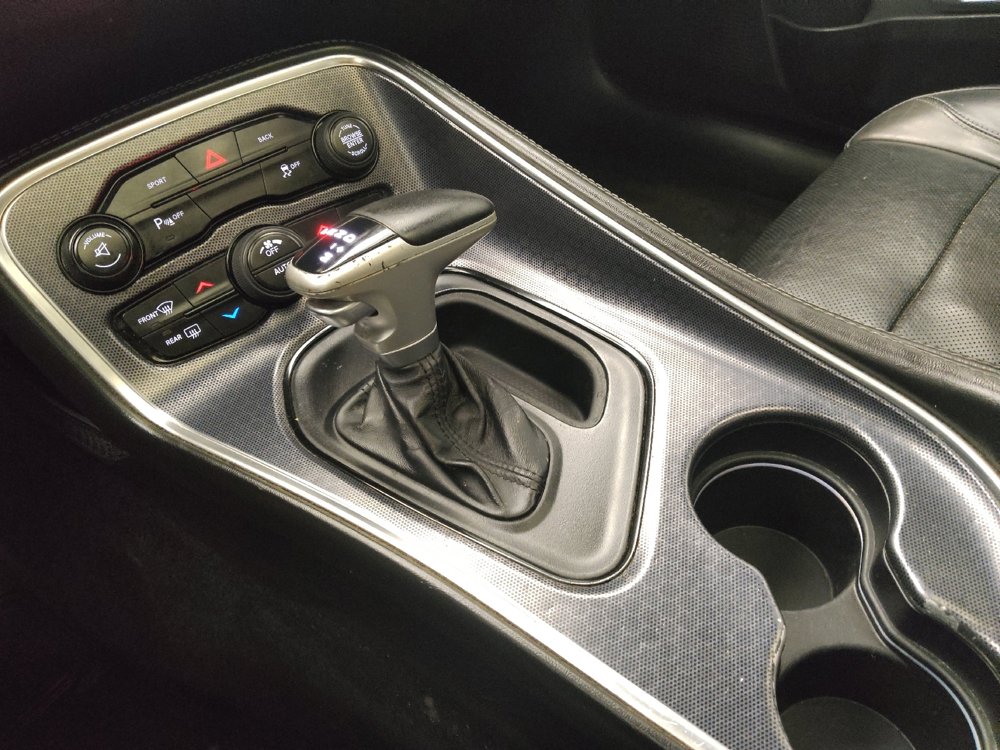 Used 2015 Dodge Challenger SXT Plus image 26