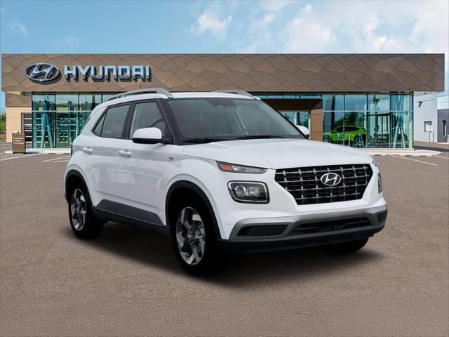 New 2026 Hyundai Venue SEL FWD image 11