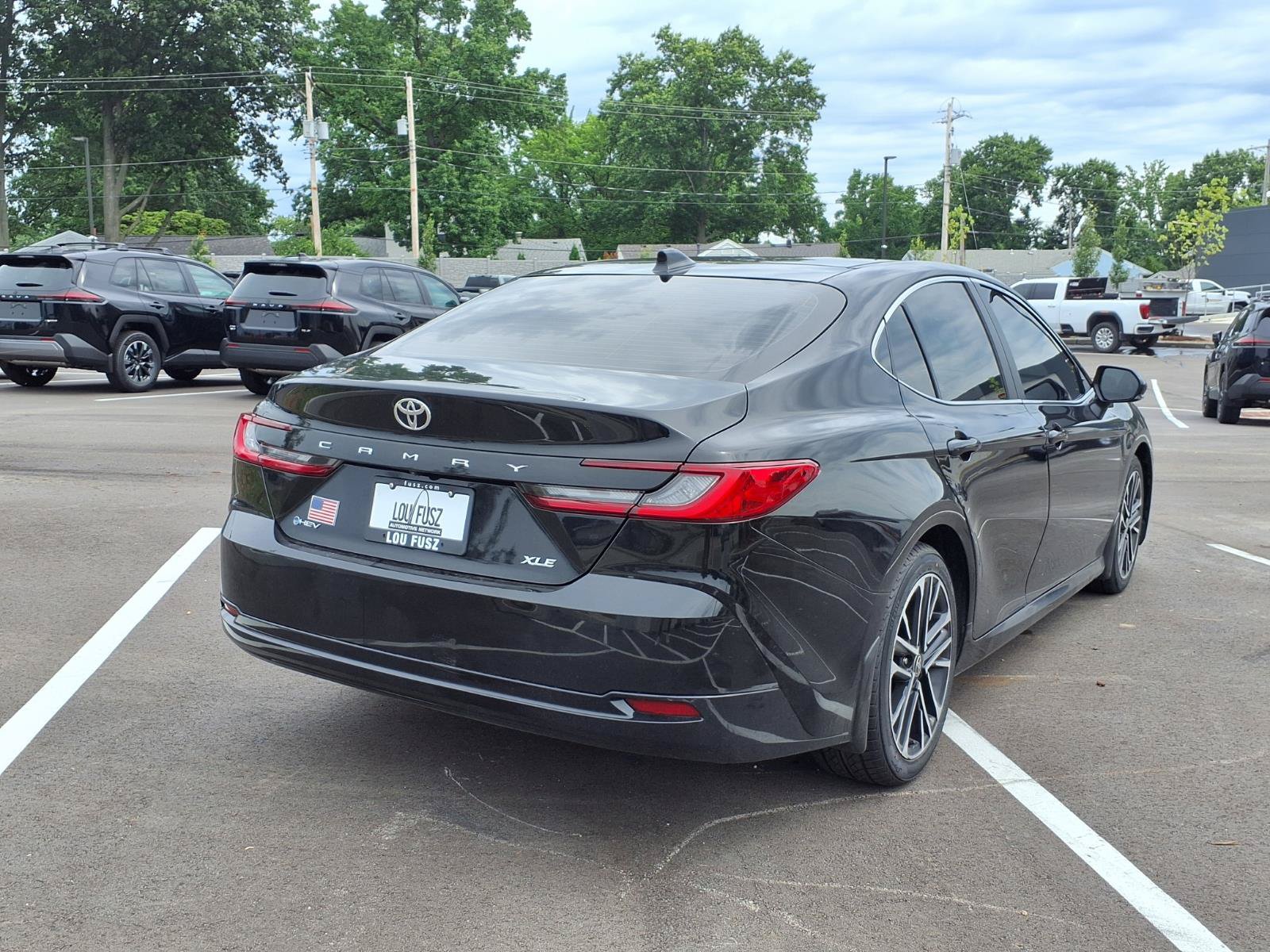 Certified 2025 Toyota Camry XLE FWD image 4