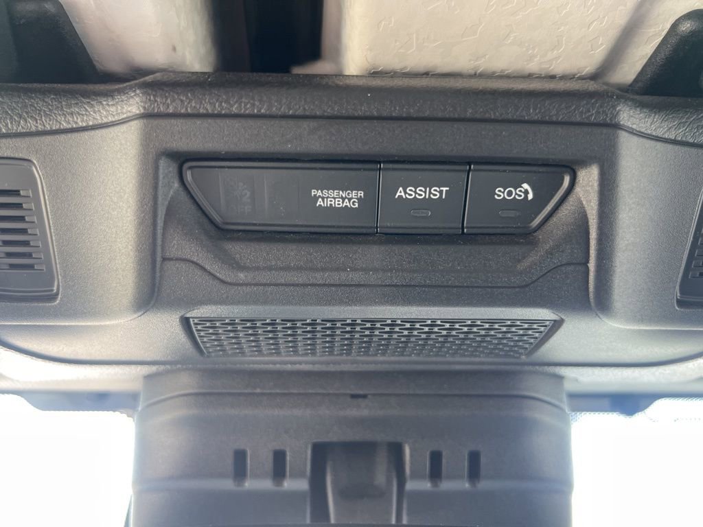 Used 2025 Jeep Wrangler Unlimited Sahara w/ Safety Group AWD/4WD image 15