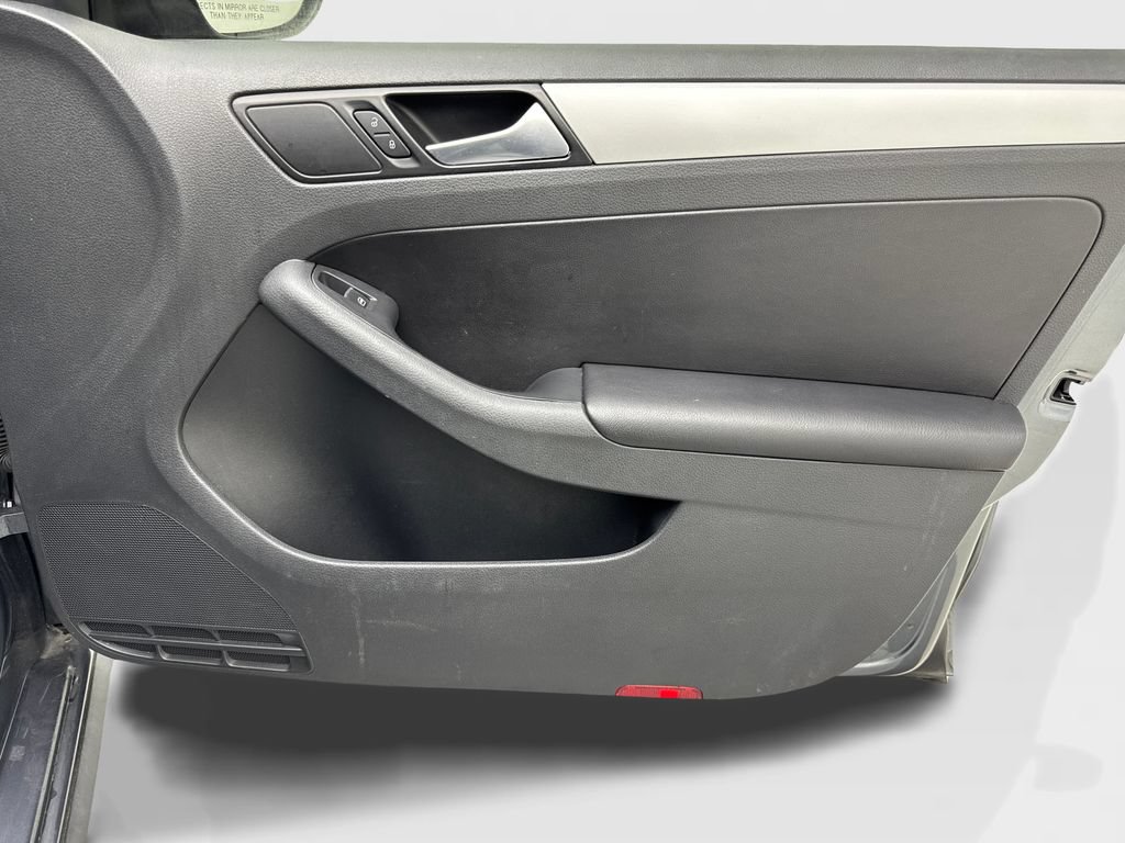Used 2014 Volkswagen Jetta GLI Autobahn FWD image 41