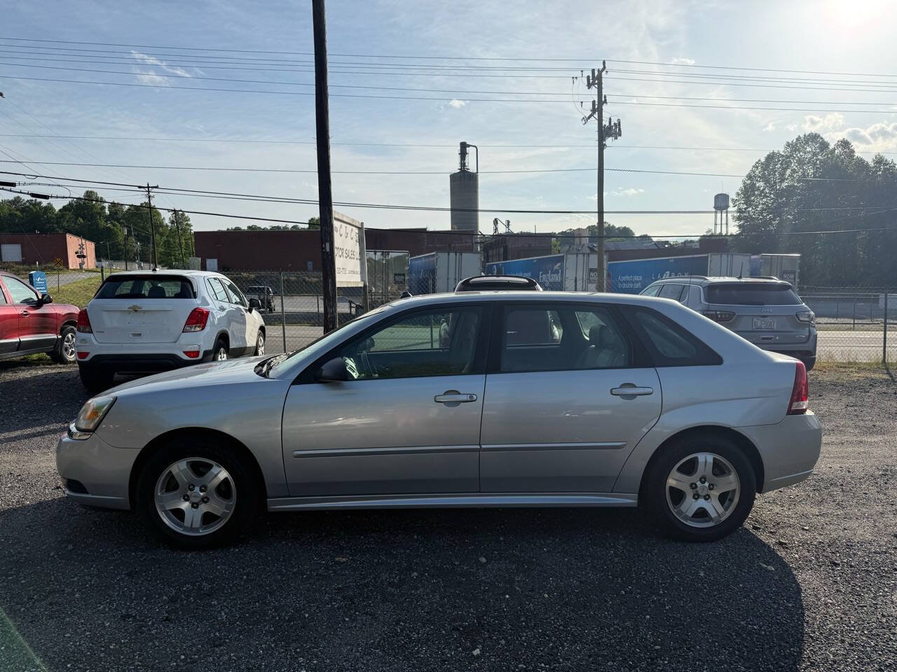 Used 2004 Chevrolet Malibu LT w/ Preferred Equipment Group FWD image 2