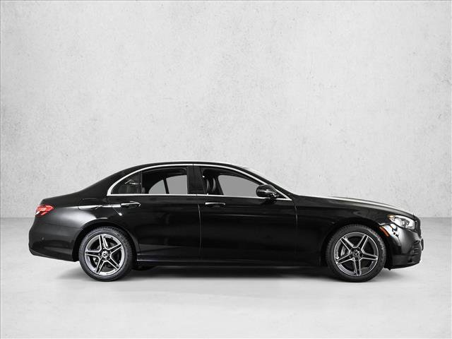 Used 2023 Mercedes-Benz E 350 4MATIC Sedan image 4