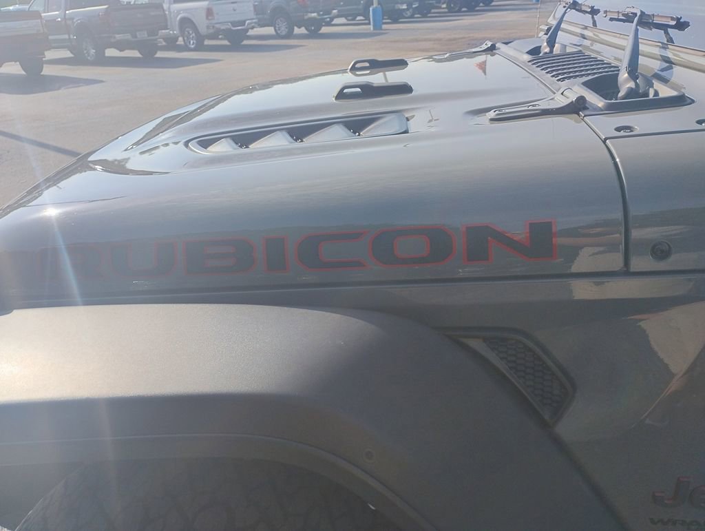 Used 2022 Jeep Wrangler Unlimited Rubicon w/ Cold Weather Group image 10