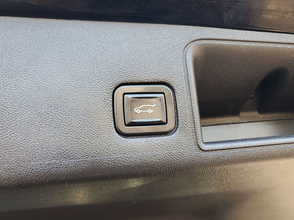 Certified 2022 GMC Terrain Denali w/ Denali Premium Package image 7